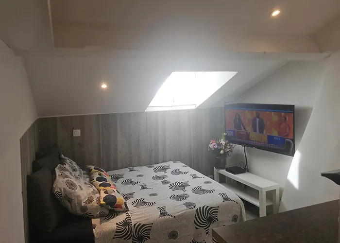 Studette Independante Gare Particulier *